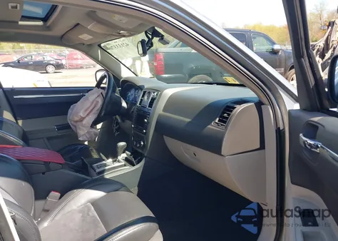 2006 Chrysler 300C Srt8 z USA, uszkodzony, nr VIN 2C3LA73W56H368573